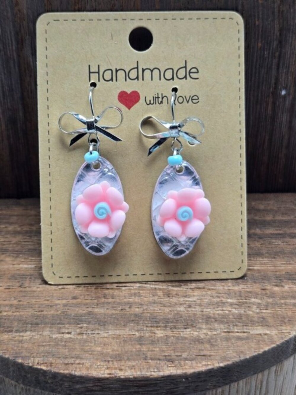 NWT Bow Flower Acrylic Earrings Pierced Silver Tone Dangle Drop Light Weight